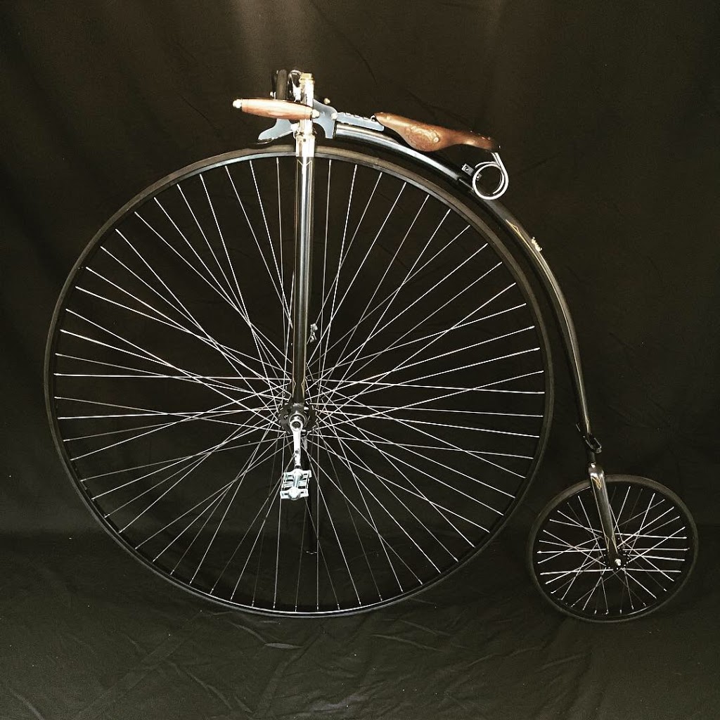 Penny Farthing Dan |  | 9 Gaynor St, Maddingley VIC 3340, Australia | 0417565091 OR +61 417 565 091