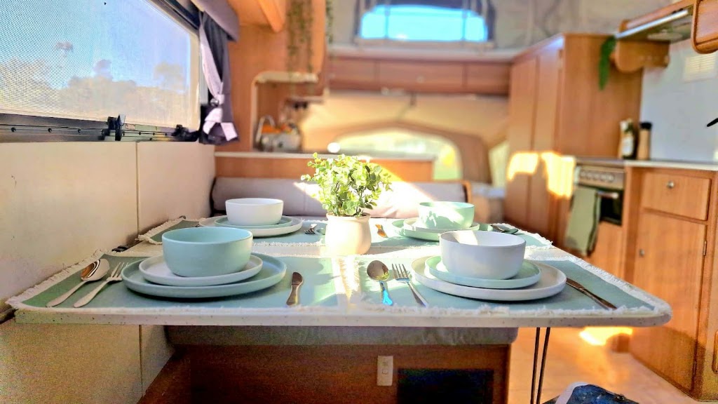 Northern Oasis Caravan Hire | 6 Boort-Yando Rd, Boort VIC 3537, Australia | Phone: 0402 128 173