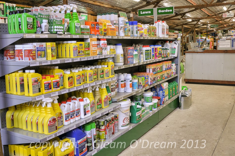 Gleam O Dawn Rural Store | park | 230 Mount Glorious Rd, Samford Valley QLD 4520, Australia | 0732891699 OR +61 7 3289 1699