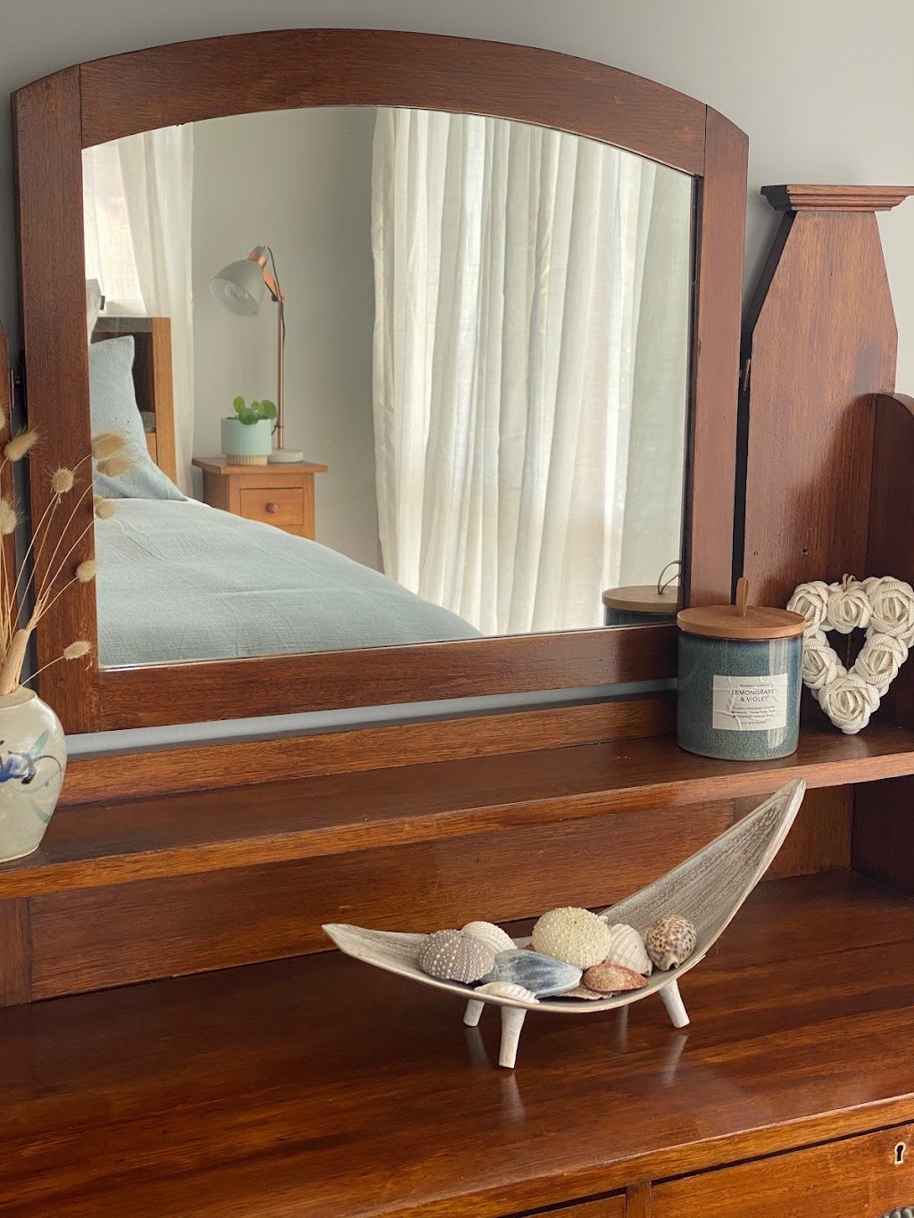 Bluff Beach House Park Beach | 15 Poina St, Dodges Ferry TAS 7173, Australia | Phone: 0428 115 220