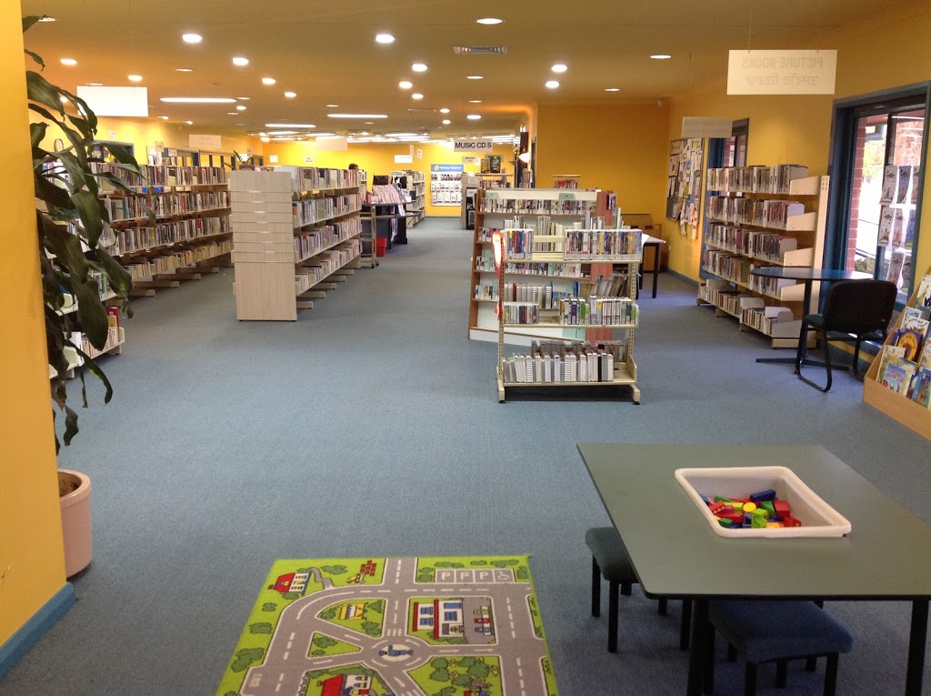 Woolgoolga Library | library | Ganderton St, Woolgoolga NSW 2456, Australia | 0266484902 OR +61 2 6648 4902