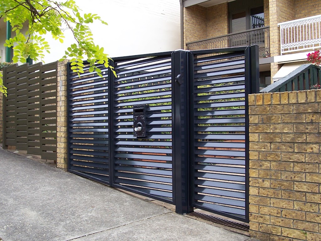 Dunn & Farrugia Fencing And Gates | 34 Mitchell Rd, Cardiff NSW 2285, Australia | Phone: (02) 4956 9460