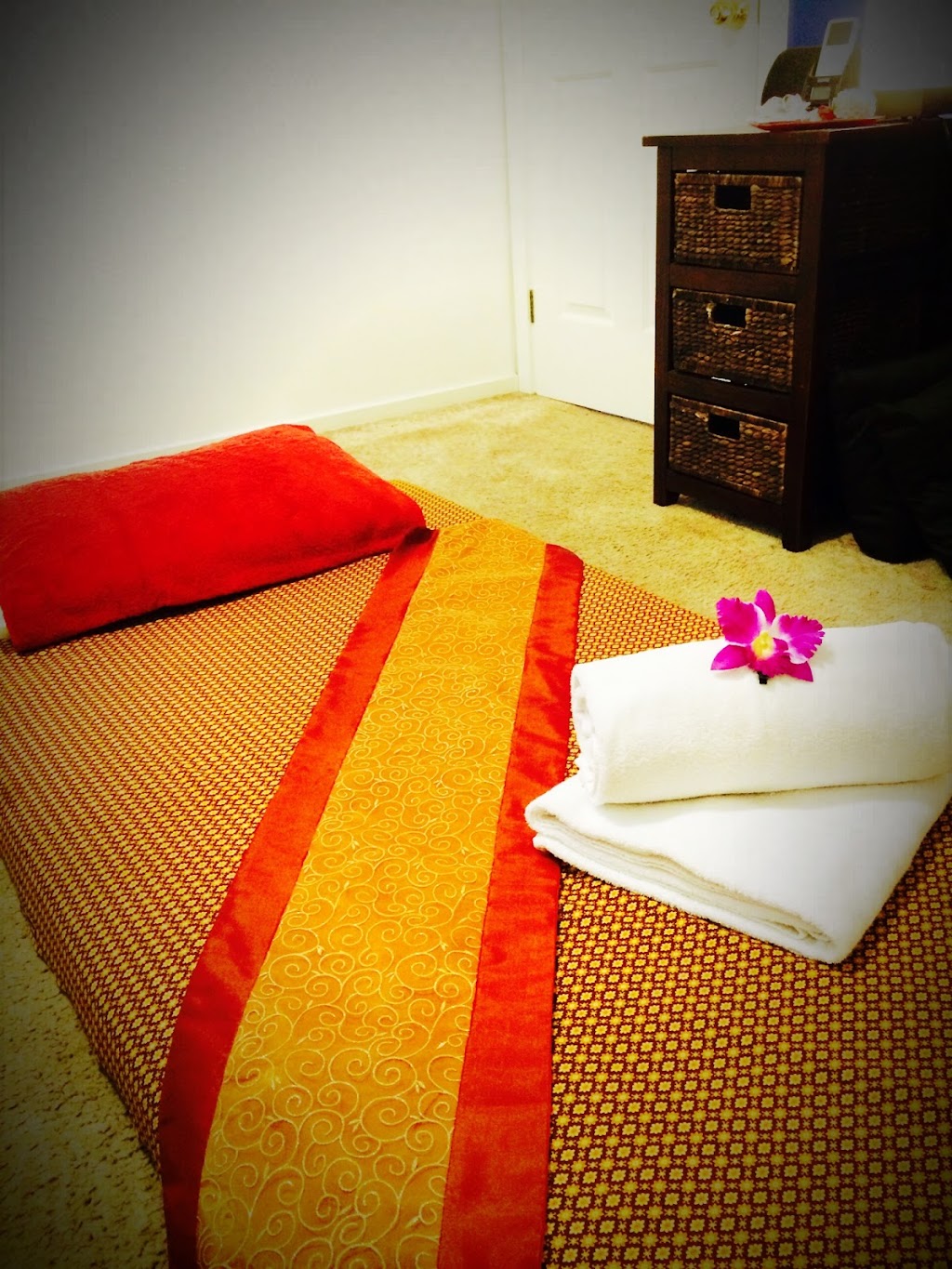 Catheriya Thai Massage (Kingston) |  | 15 Wakeford Ave, Kingston TAS 7050, Australia | 0452493289 OR +61 452 493 289