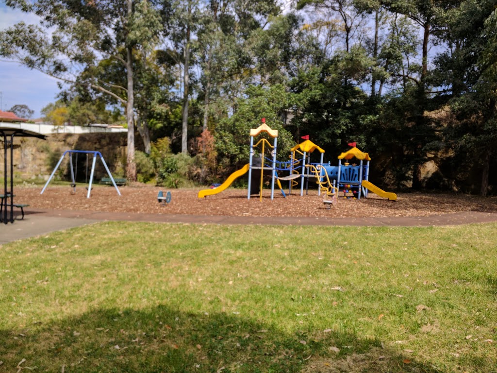 Robin Hood Park | park | Hood St, Northmead NSW 2152, Australia | 0298065140 OR +61 2 9806 5140