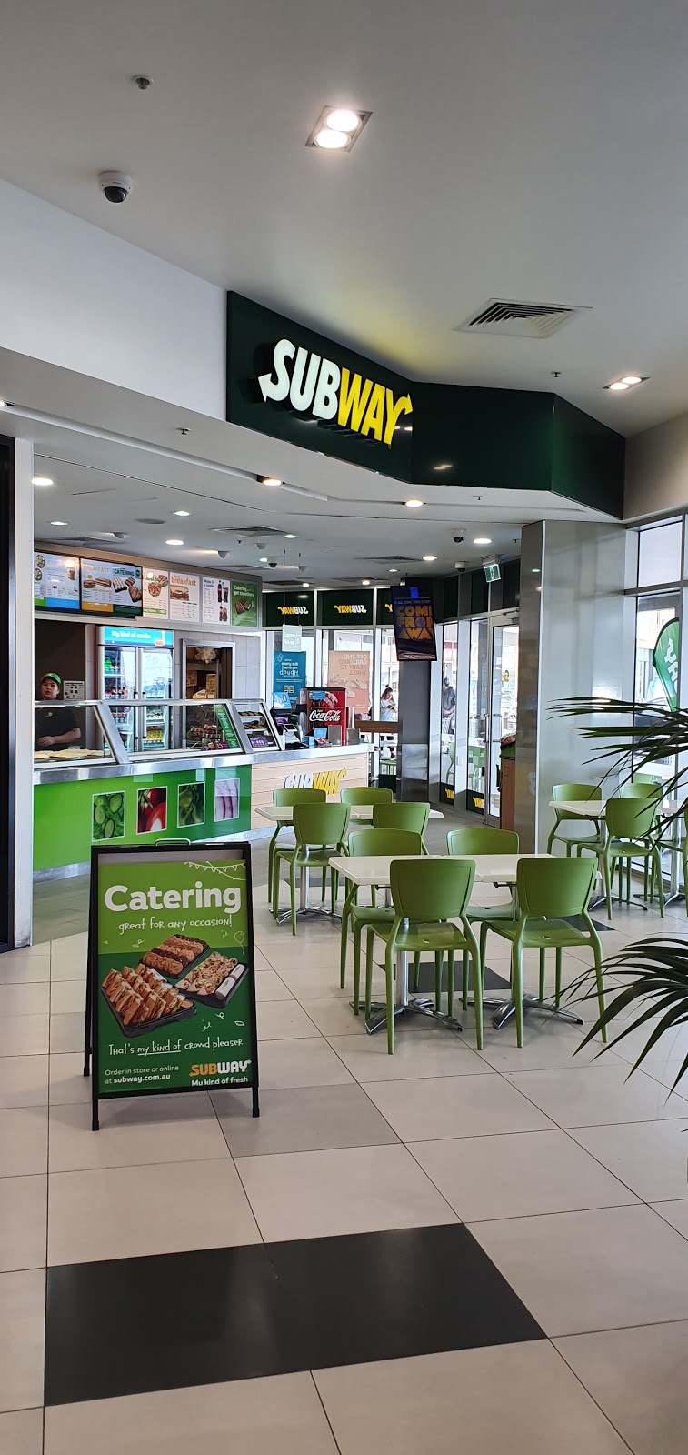 Subway | Shop G5, 172-210 Burwood Highway Burwood, One Shopping Centre, Burwood East VIC 3151, Australia | Phone: (03) 9886 5553