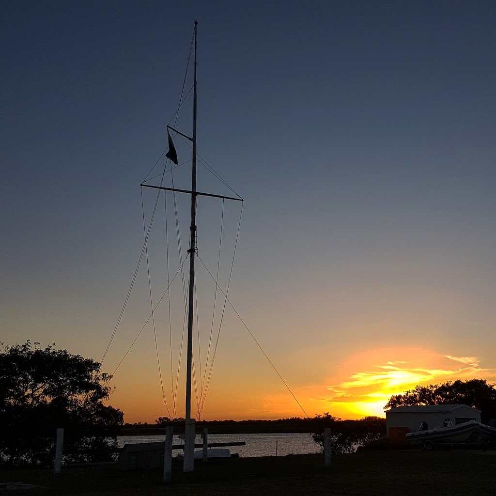 TS Bundaberg (Australian Navy Cadets Unit) | 2 Corser St, Burnett Heads QLD 4670, Australia | Phone: (07) 4159 4352