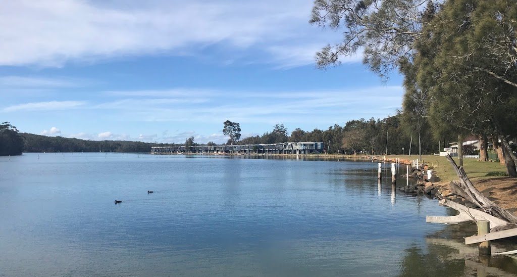 Lake Conjola Deepwater Resort | Garrad Way, Lake Conjola NSW 2539, Australia | Phone: (02) 4456 1157