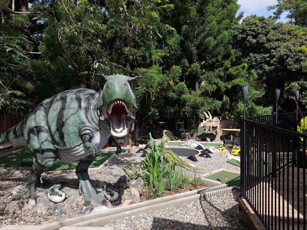 Capricorn dinosaur mini golf and zoo | tourist attraction | 9 Stones Rd, Woodbury QLD 4703, Australia | 0749397590 OR +61 7 4939 7590