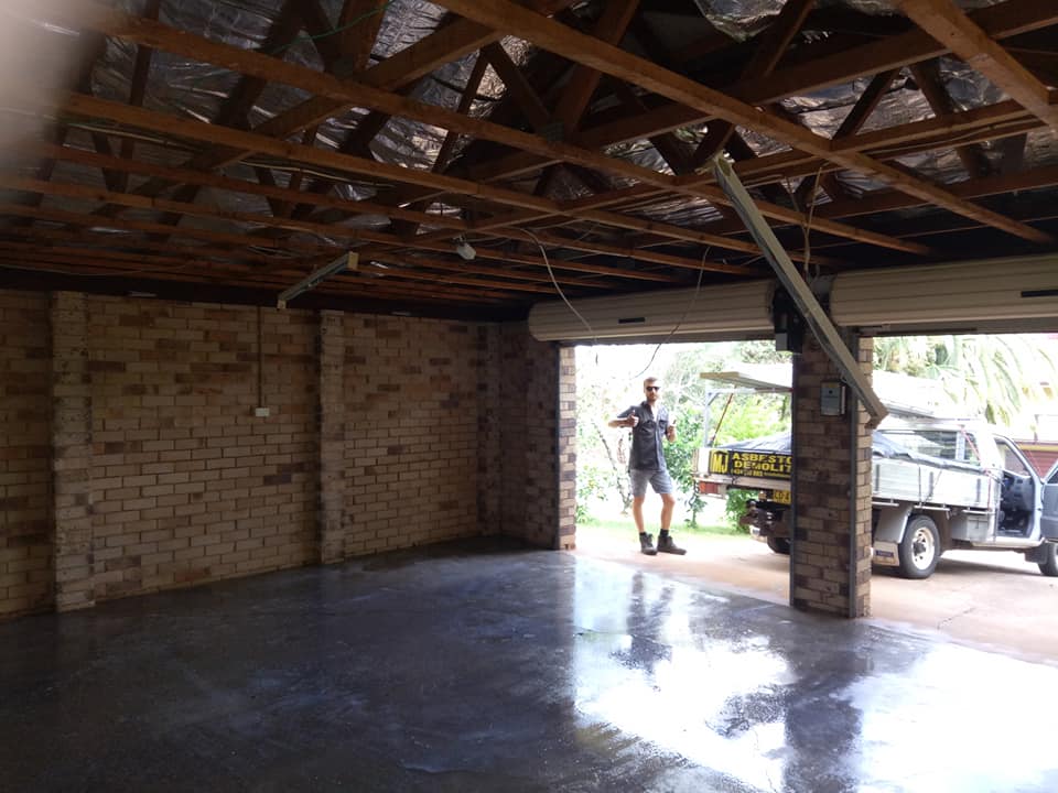 Accredited Asbestos Removers | 7 Birnam St, Waterford West QLD 4133, Australia | Phone: 0434 213 985