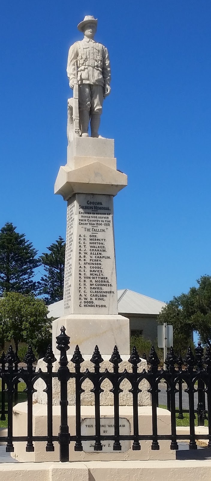 Soldiers Memorial | park | 1 Porter St, Goolwa SA 5214, Australia