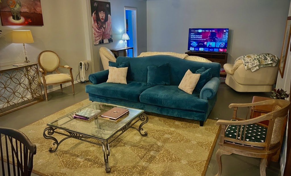 Byron Homestead | 81 Myocum Rd, Ewingsdale NSW 2481, Australia | Phone: 0411 600 073