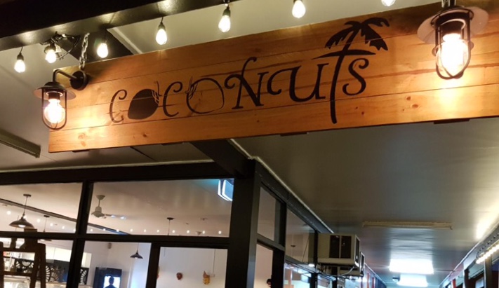 CoconutS | restaurant | 117 Oleander St, Holloways Beach QLD 4878, Australia | 0740007547 OR +61 7 4000 7547