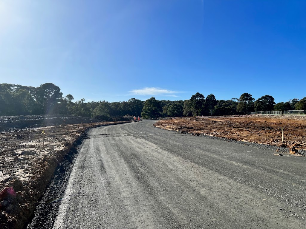 The Roads Mt Clear | 26 Trezise Ln, Mount Clear VIC 3350, Australia | Phone: 0423 050 864