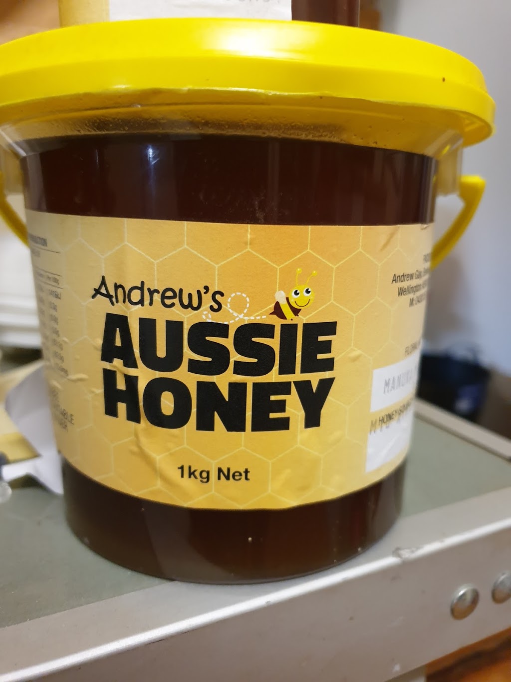 Andrews Aussie Honey |  | 47 Maxwell St, Wellington NSW 2820, Australia | 0430357428 OR +61 430 357 428
