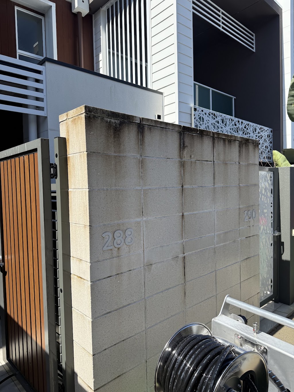 Wash It Exterior | 1 Vue Bvd, Robina QLD 4226, Australia | Phone: 0456 985 279