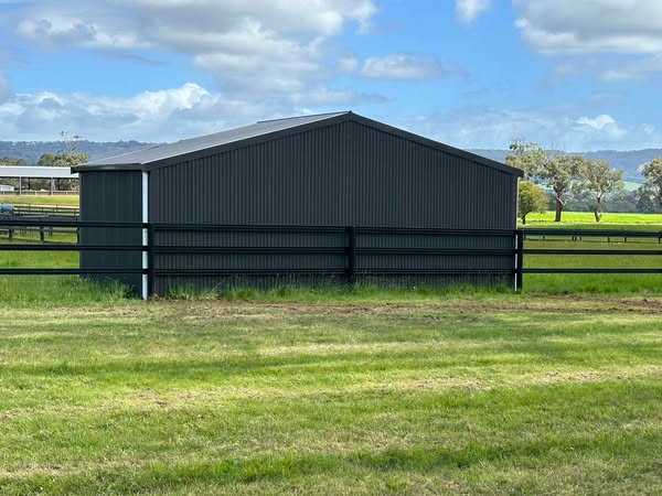 J & J Equine Solutions | 16 Bushy Park Ct, Drouin VIC 3818, Australia | Phone: 0411 373 324