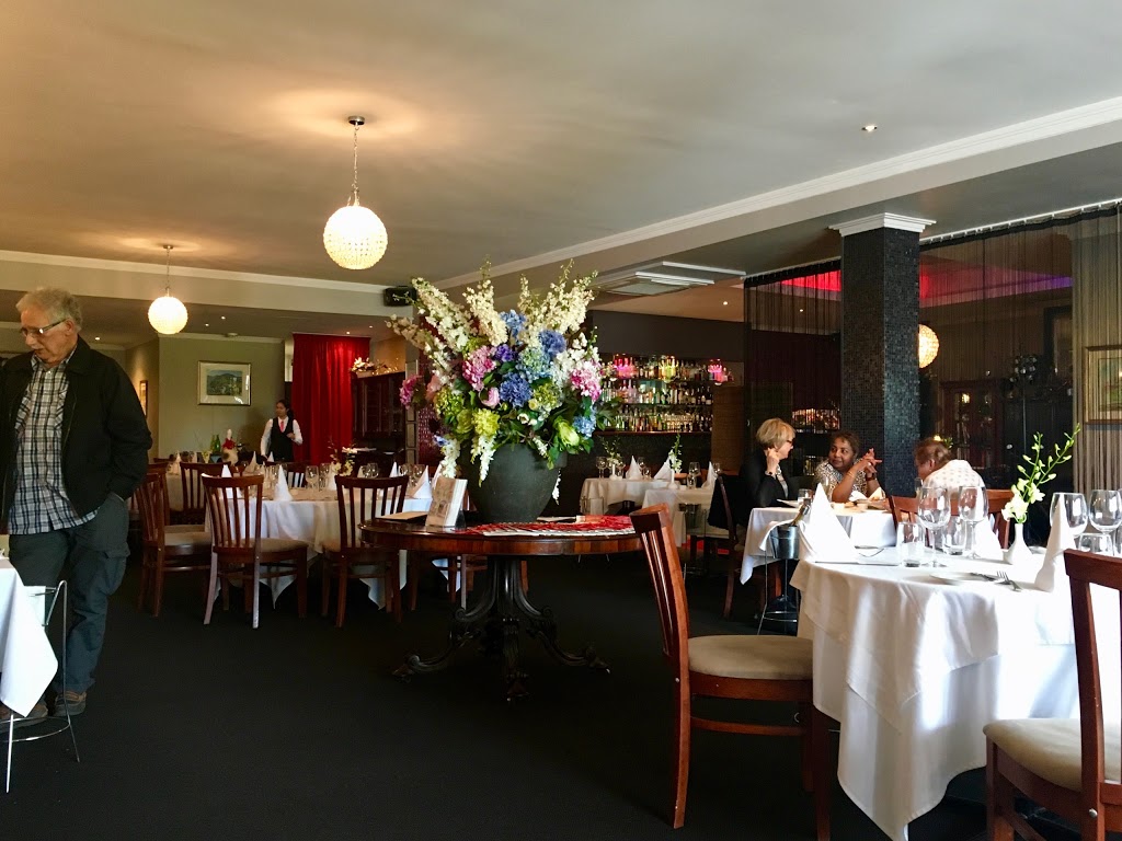 Chez Pierre | restaurant | 131 Stirling Hwy, Nedlands WA 6009, Australia | 0893865886 OR +61 8 9386 5886