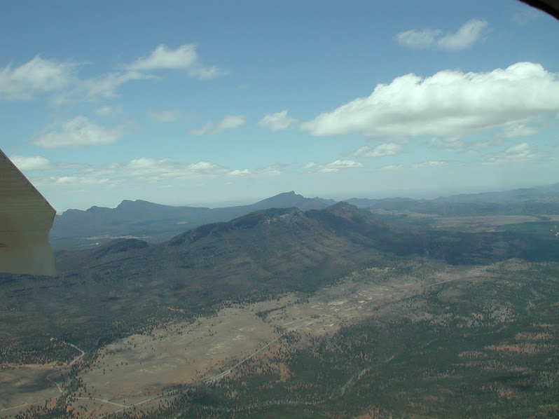 Wilpena Pound Air Strip | airport | Flinders Ranges SA 5434, Australia