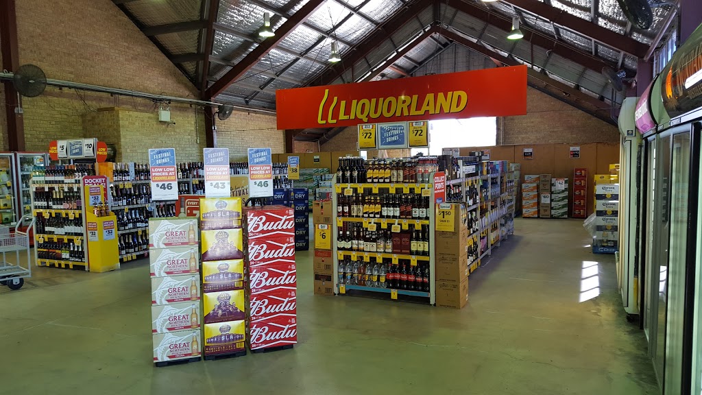 Liquorland Sundowner Hotel Barn | store | 8 Aerodrome Rd, Caboolture QLD 4510, Australia | 0754284021 OR +61 7 5428 4021