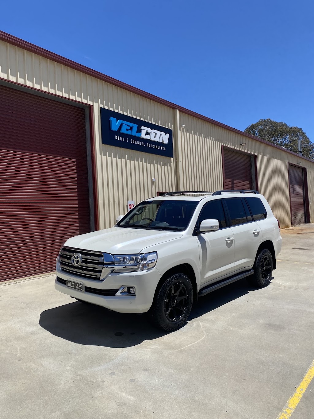 Luxury Mobile Detailing | Petaluma Cres, Officer VIC 3809, Australia | Phone: 0405 058 730