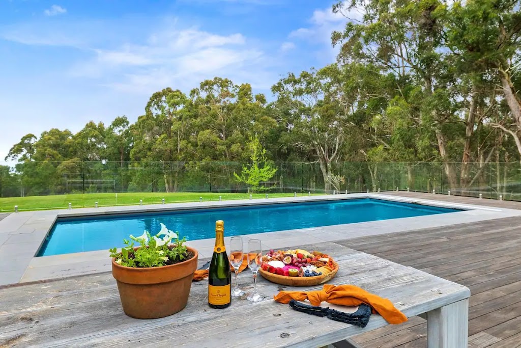 Runnymede Farm | 1700 Deans Marsh-Lorne Rd, Lorne VIC 3232, Australia | Phone: 0407 276 477