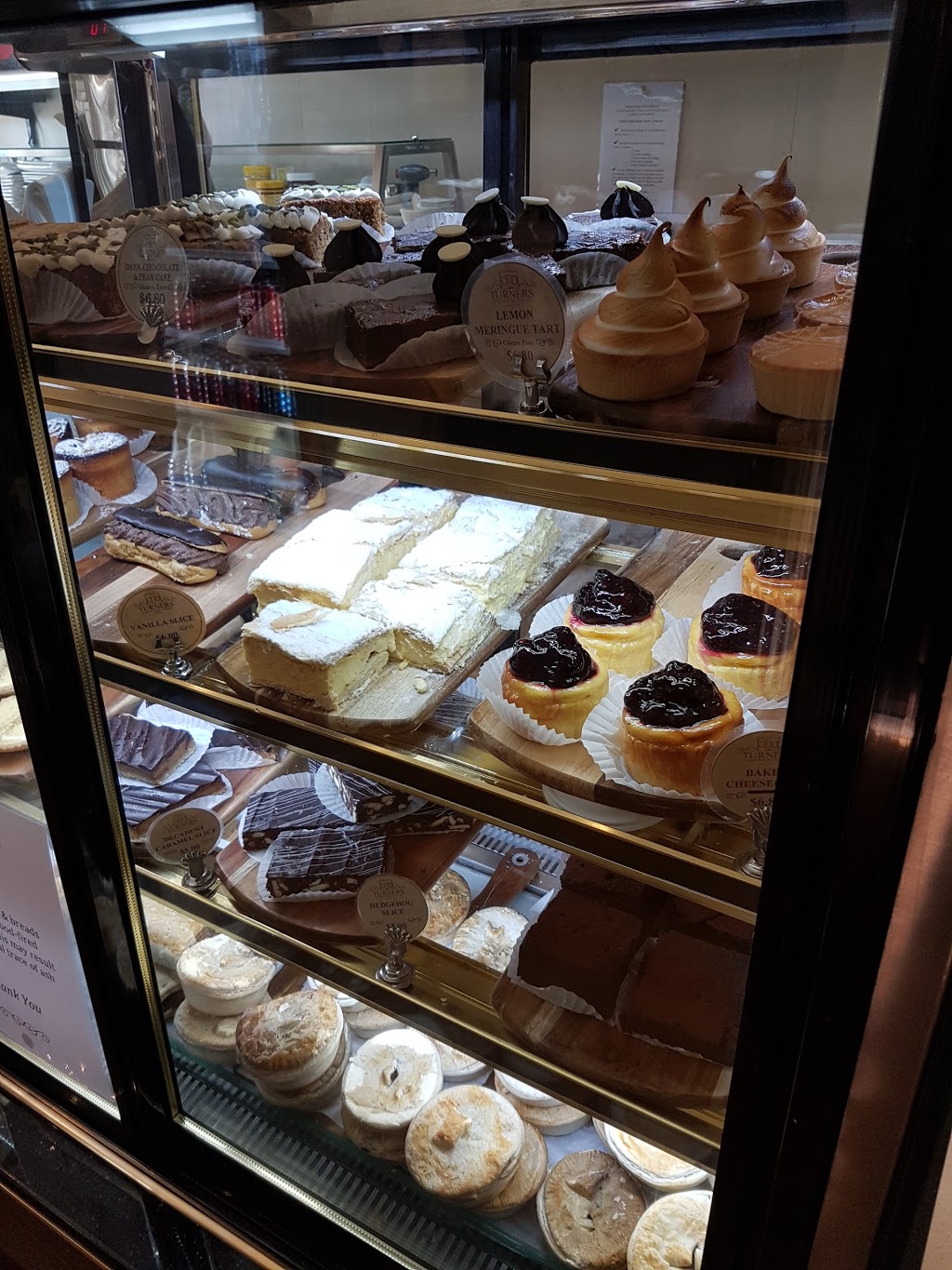 Bakery Cafe Mernda | bakery | 107 Schotters Rd, Mernda VIC 3754, Australia | 0397175834 OR +61 3 9717 5834
