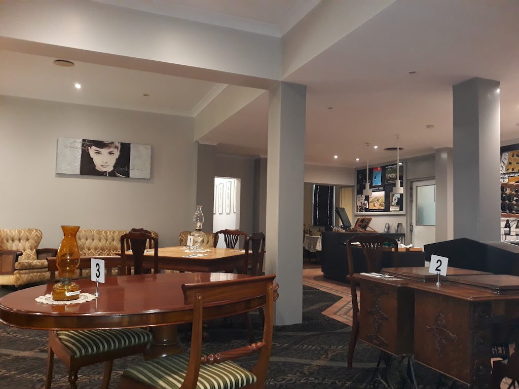 Main Hotel Bairnsdale | restaurant | 270 Main St, Bairnsdale VIC 3875, Australia | 0351530083 OR +61 3 5153 0083