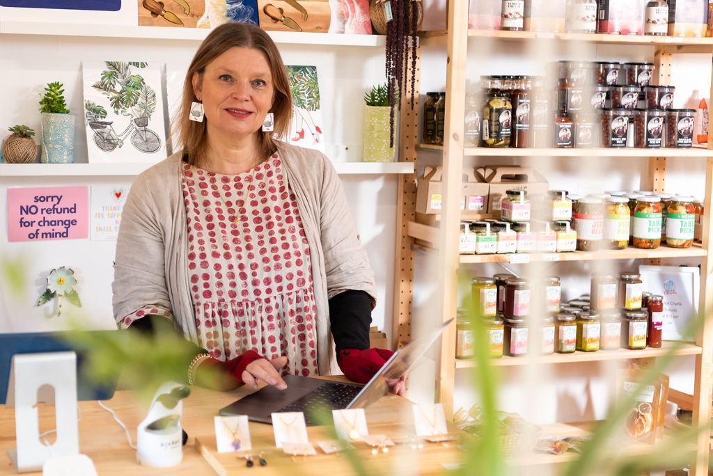 Piccadilly General Store | 19C Rutland St, Newtown VIC 3220, Australia | Phone: 0447 816 922