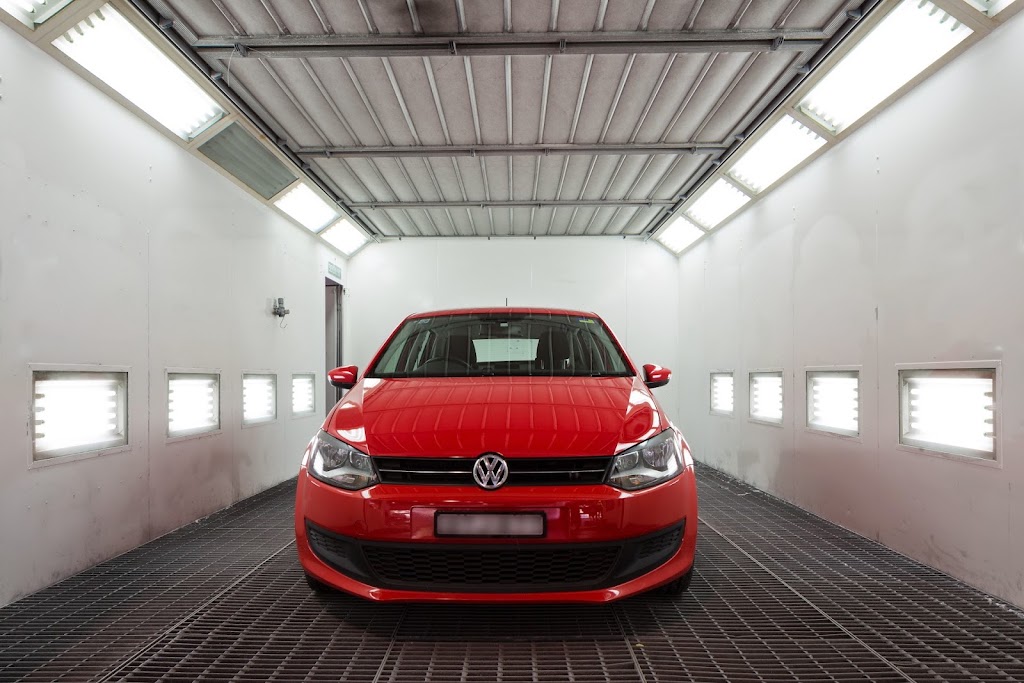 Silhouette Smash Repairs | 128-130 McEvoy St, Alexandria NSW 2015, Australia | Phone: (02) 9057 5050