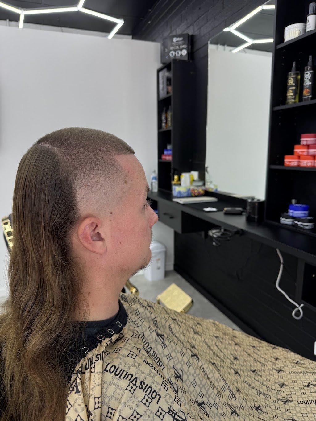 Gold Fade Barber Shop | Shop 10b/225 Junction Rd, Ruse NSW 2560, Australia | Phone: 0422 667 285
