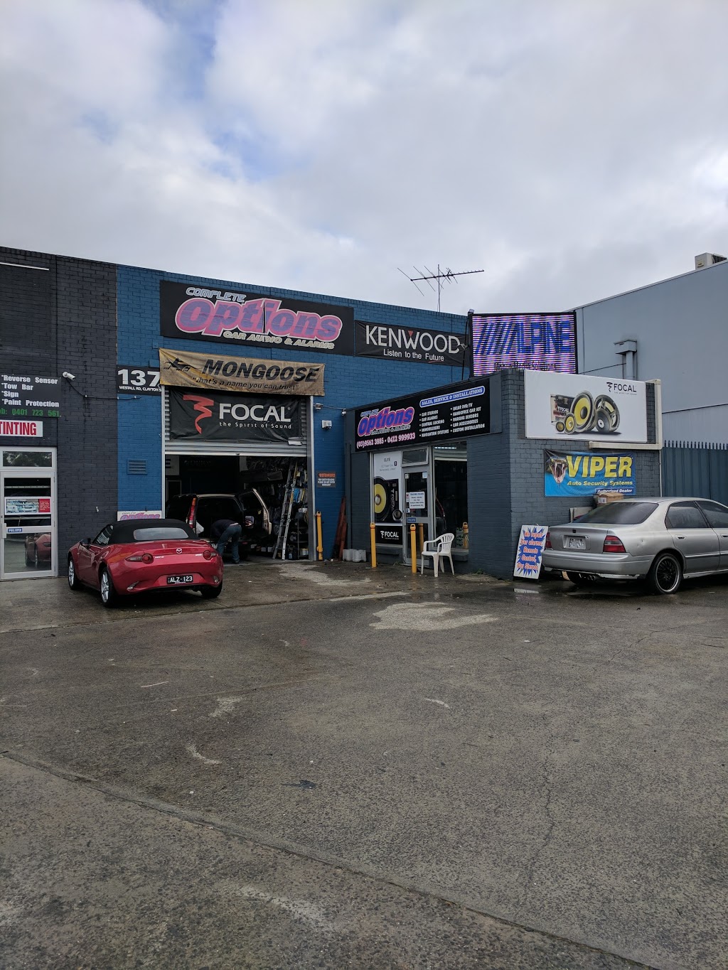 Complete Options Car Audio & Alarms | car repair | 137 Westall Rd, Clayton South VIC 3169, Australia | 0395623885 OR +61 3 9562 3885