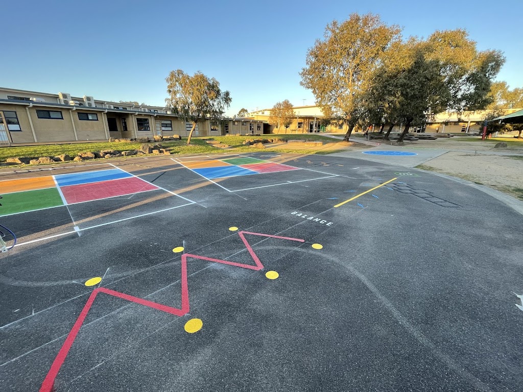 Linemarking Solutions | 13 Alfa Ct, Pakenham VIC 3810, Australia | Phone: 0400 343 735