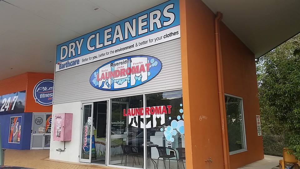 Riversides Socks Jocks N Frocks Laundromat | laundry | 1-5 Riverside Blvd, Douglas QLD 4814, Australia | 0747281622 OR +61 7 4728 1622