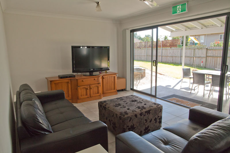 Thornfield Cottages | 360 Richmond Rd, Cannon Hill QLD 4170, Australia | Phone: (07) 3899 0095