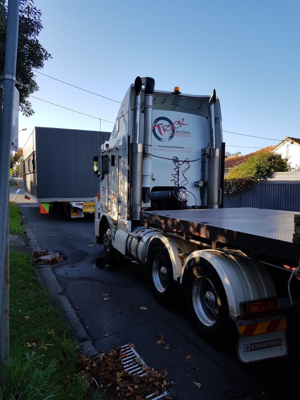 Reed Cranes & Transport. Inc Tarrant Group | 23 Keppler Cct, Seaford VIC 3198, Australia | Phone: (03) 8773 8600