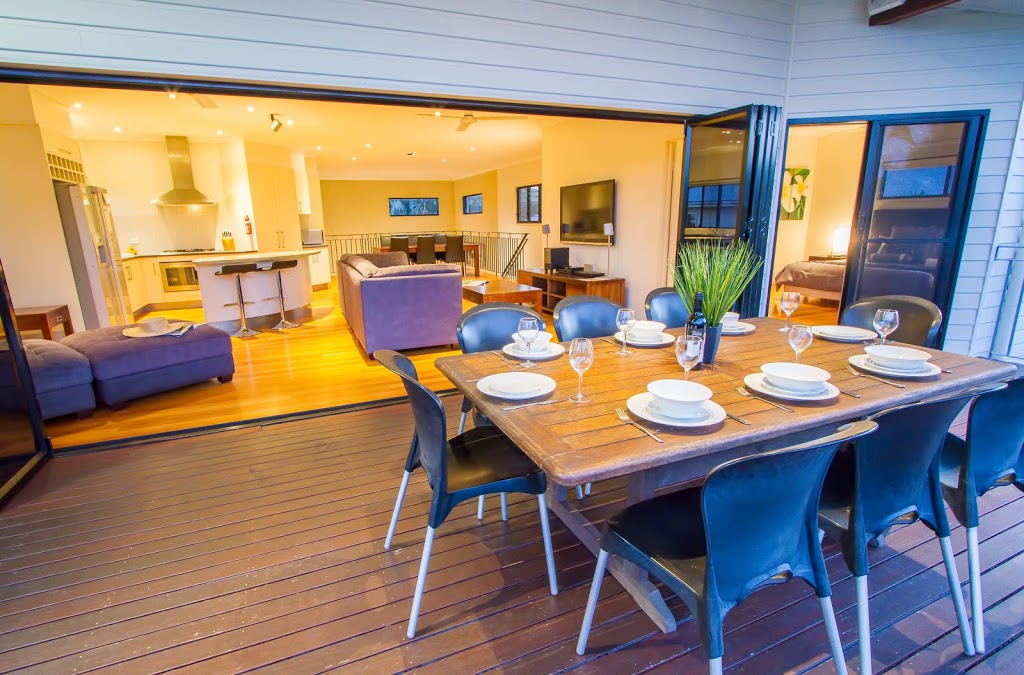 Dont Panic holiday house accommodation | Beach House Estate, 30 Agnes St, Agnes Water QLD 4677, Australia | Phone: (07) 4974 9470