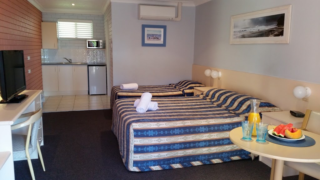 Dolphins of Mollymook | lodging | 17 Shepherd St, Mollymook NSW 2539, Australia | 0244553022 OR +61 2 4455 3022