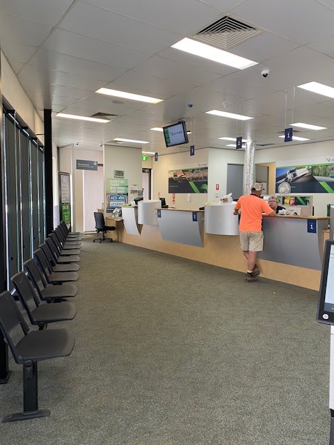 VicRoads - Swan Hill Customer Service Centre | local government office | 1/1 McNeill Ct, Swan Hill VIC 3585, Australia | 131171 OR +61 131171