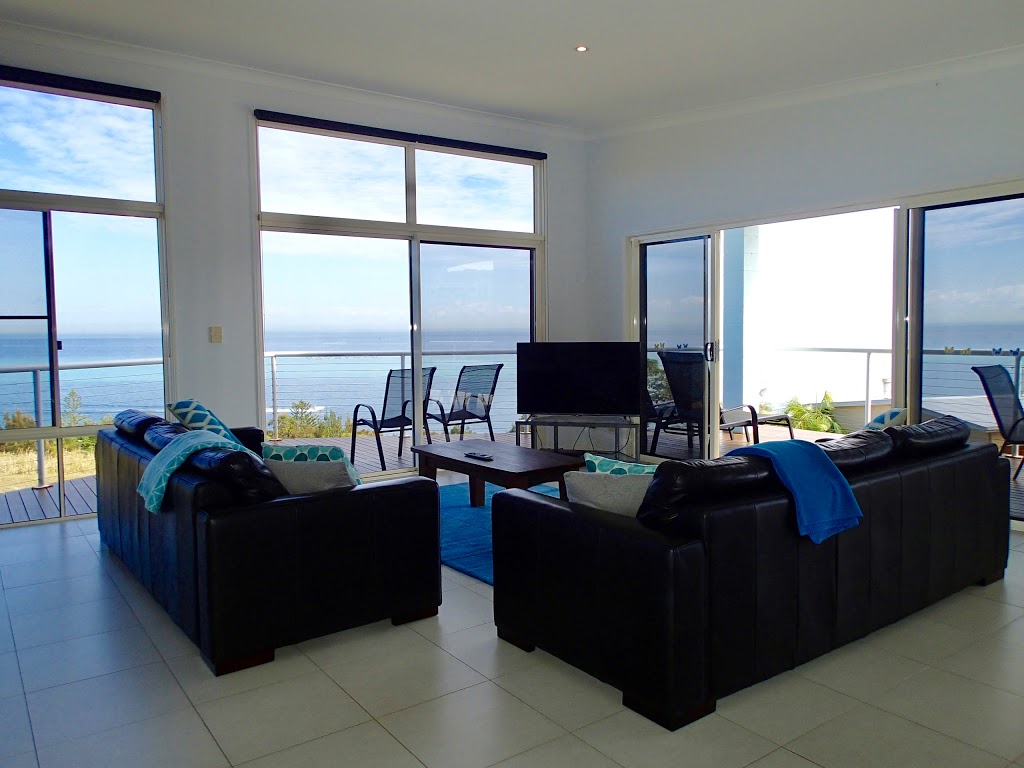 Blue Ocean View Beach House | real estate agency | Tangalooma Island Resort, 14 Trochus Place, Moreton Island QLD 4025, Australia | 0408870694 OR +61 408 870 694