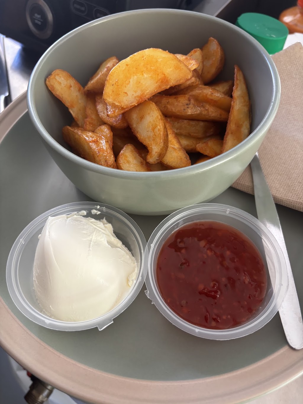 Oakey Palms Cafe | 413 Oakey Flat Rd, Morayfield QLD 4506, Australia | Phone: 0457 274 499
