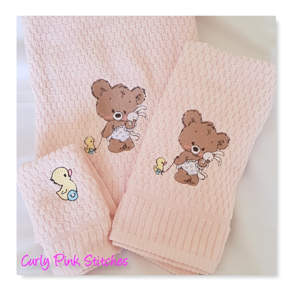 Curly Pink Stitches | 22 Forest Way, Lake Cathie NSW 2445, Australia | Phone: 0408 676 401
