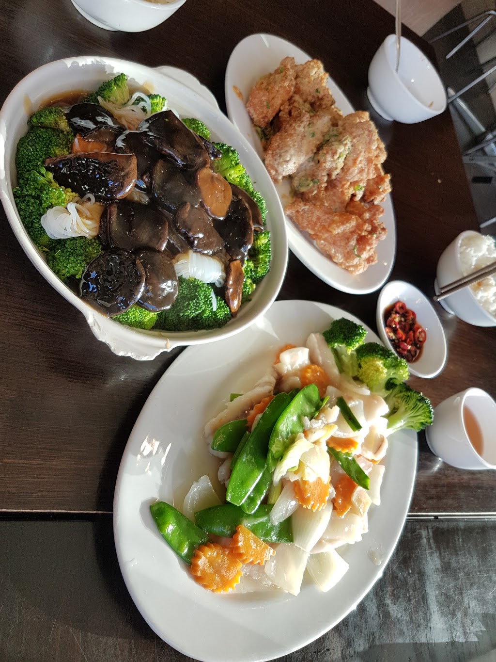 Hao Phong Restaurant | restaurant | 136 Hopkins St, Footscray VIC 3011, Australia | 0396898373 OR +61 3 9689 8373