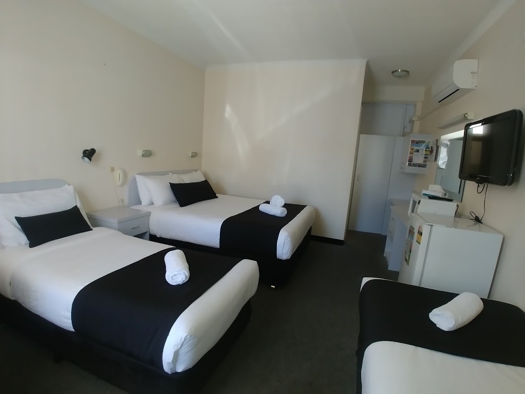 Queanbeyan Motel | lodging | 88 Crawford St, Queanbeyan NSW 2620, Australia | 0262971533 OR +61 2 6297 1533