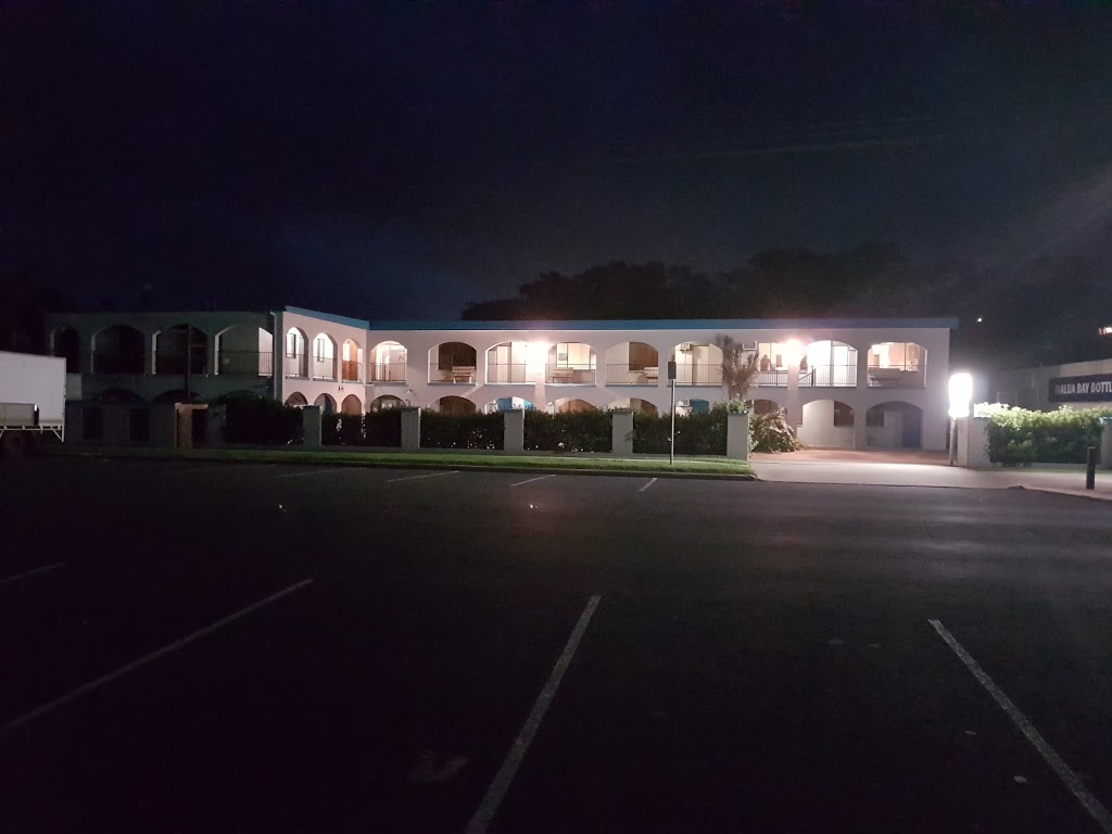 Malua Bay Motel | lodging | 4-6 Kuppa Ave, Malua Bay NSW 2536, Australia | 0244711704 OR +61 2 4471 1704