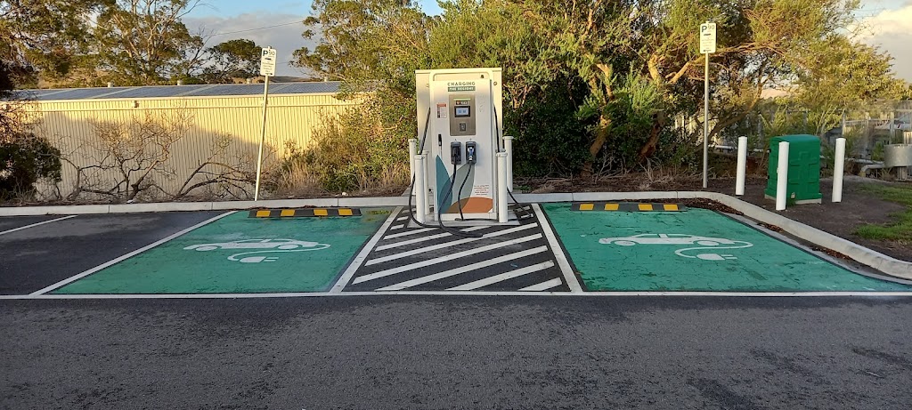 Chargefox Charging Station | 24 Commercial St, Korumburra VIC 3950, Australia | Phone: 1300 518 038
