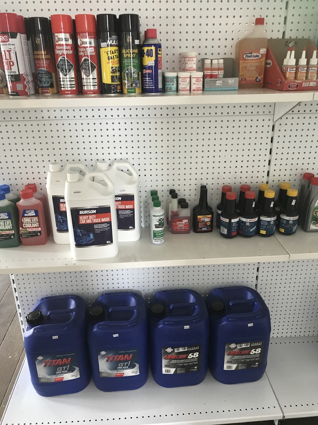 Clifton Fuel and Parts | gas station | 66 King St, Clifton QLD 4361, Australia | 0746973341 OR +61 7 4697 3341