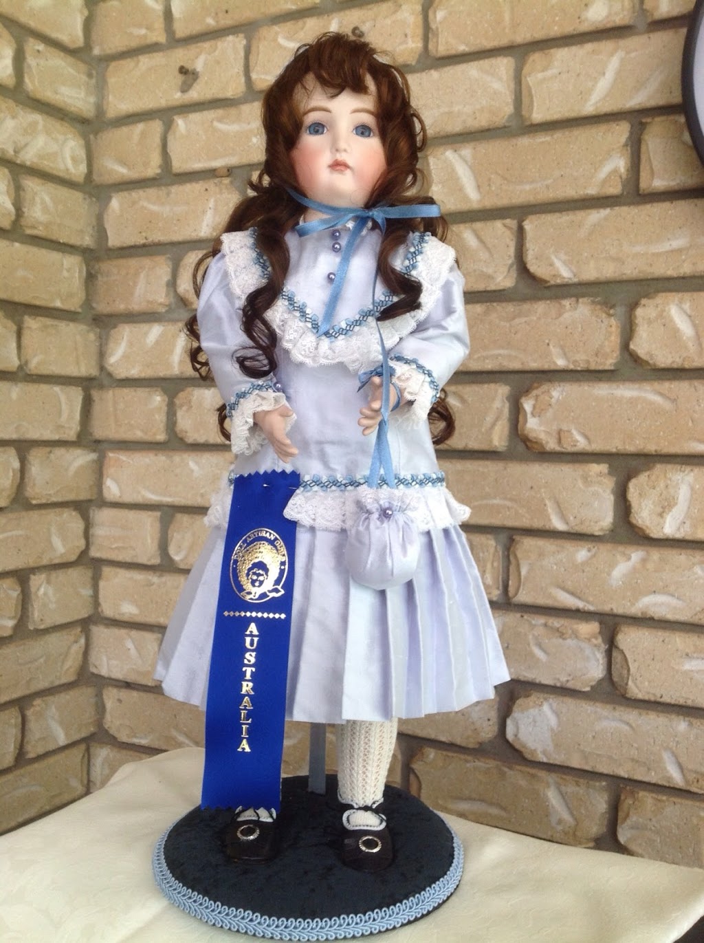 Caroles Porcelain Doll Studio | museum | 129 Shelley St, Burnett Heads QLD 4670, Australia | 0407226045 OR +61 407 226 045