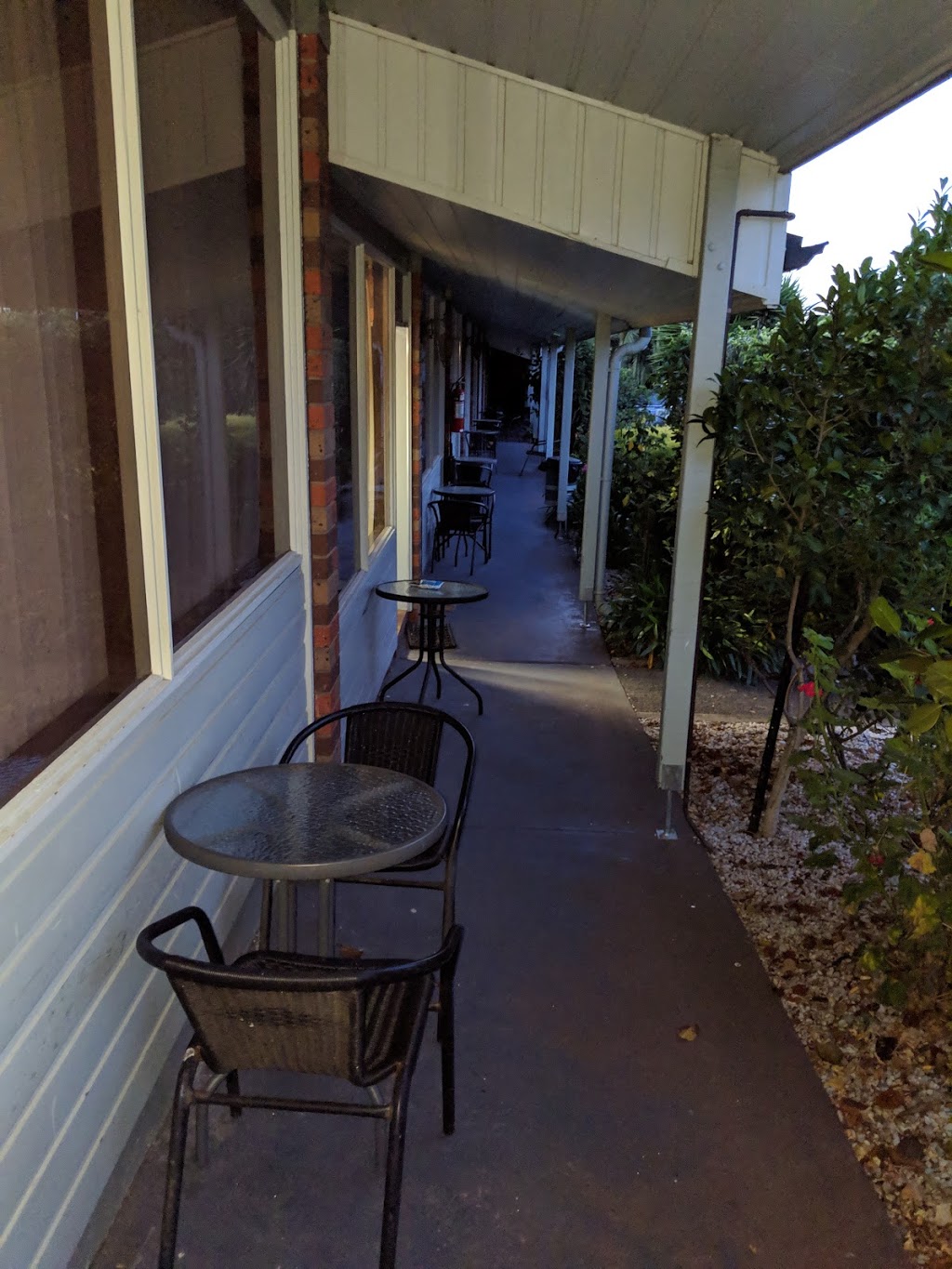 Comfort Inn Cedar Lodge | 1 Maryvale Cres, Morwell VIC 3840, Australia | Phone: (03) 5134 5877