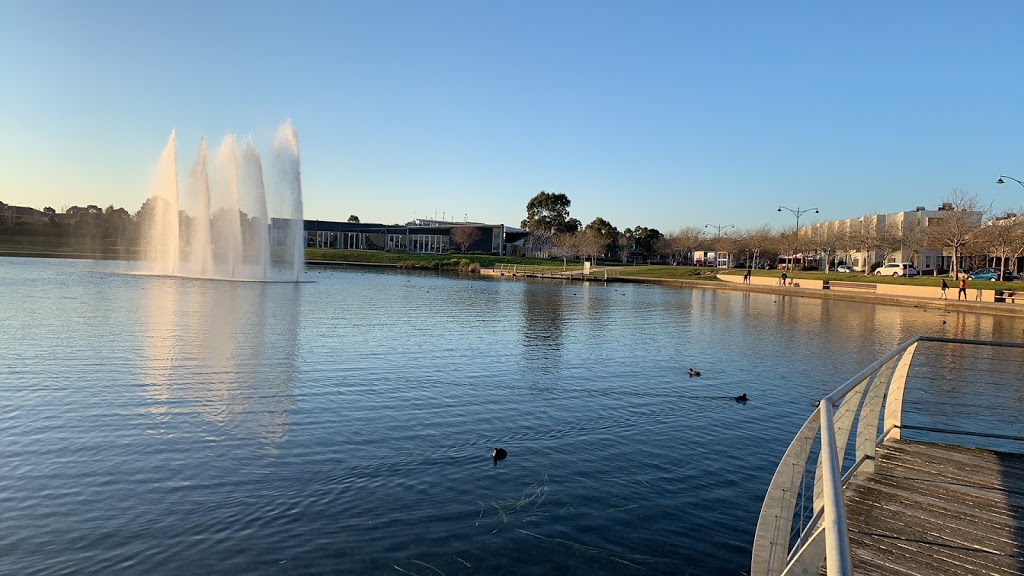 Lakeside Park | park | Lakeside Blvd, Pakenham VIC 3810, Australia