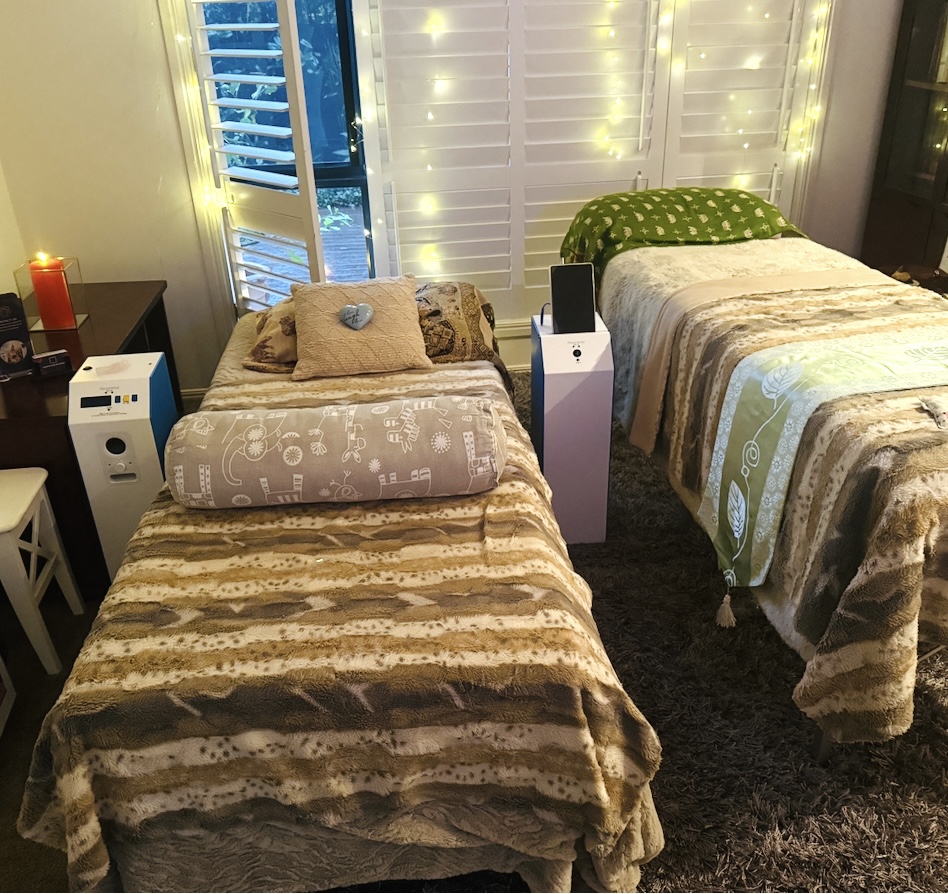 Quantum Scalar Lounge Gold Coast | 15 King Charles Dr, Paradise Point QLD 4216, Australia | Phone: 0434 596 667